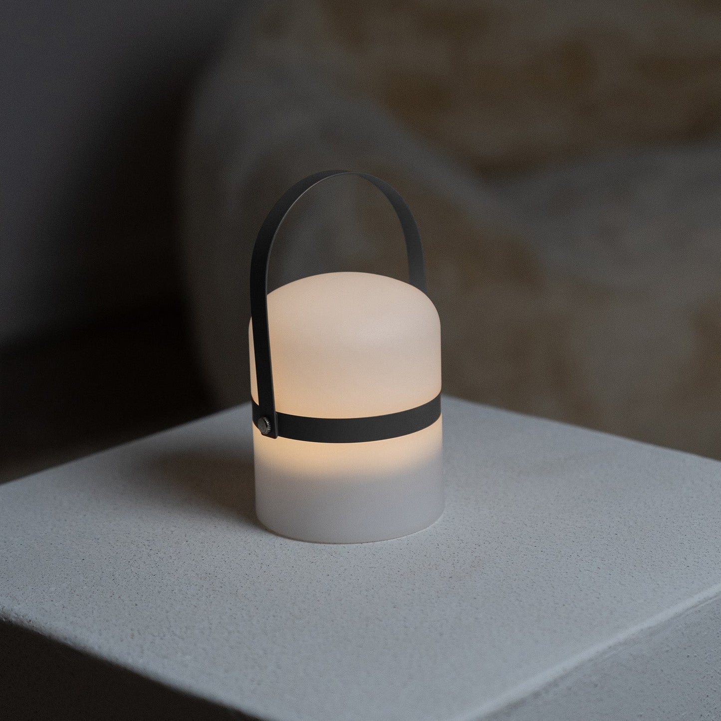 Apus Lamp - Short (Black Handle)
