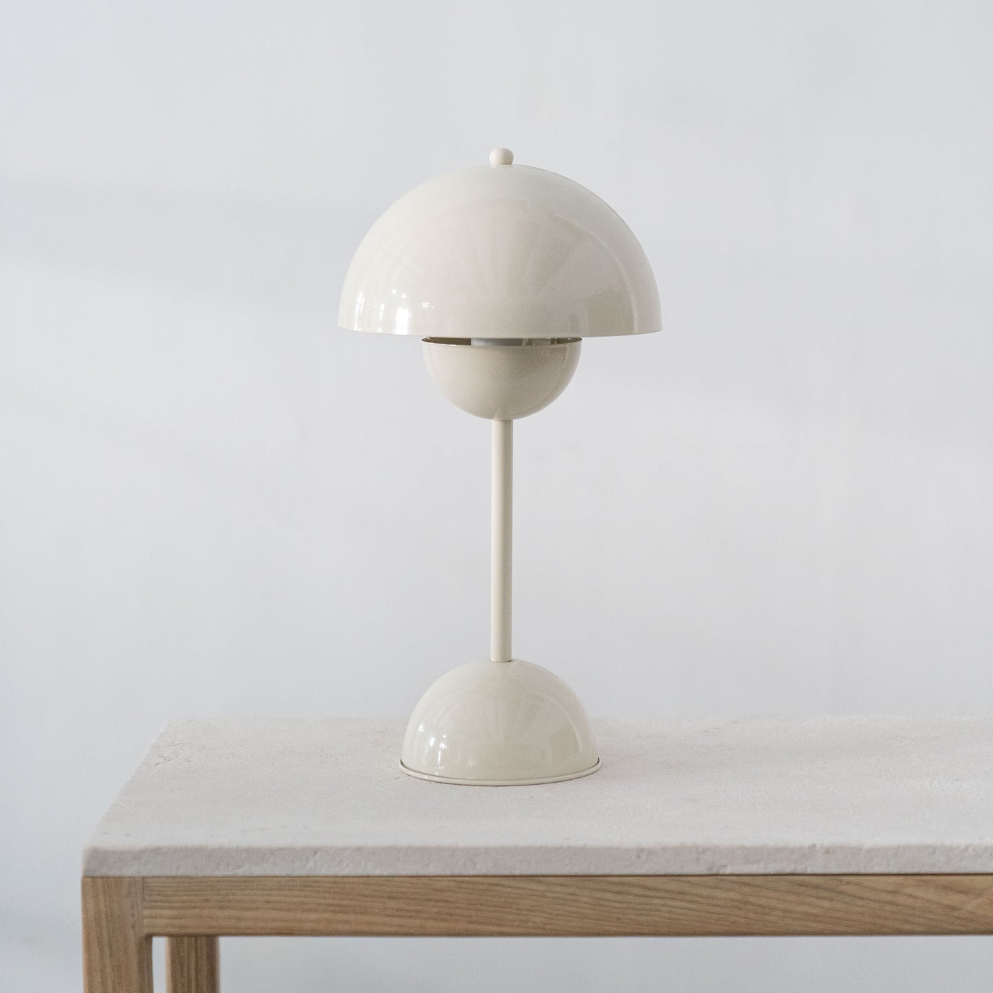 Bella Lamp