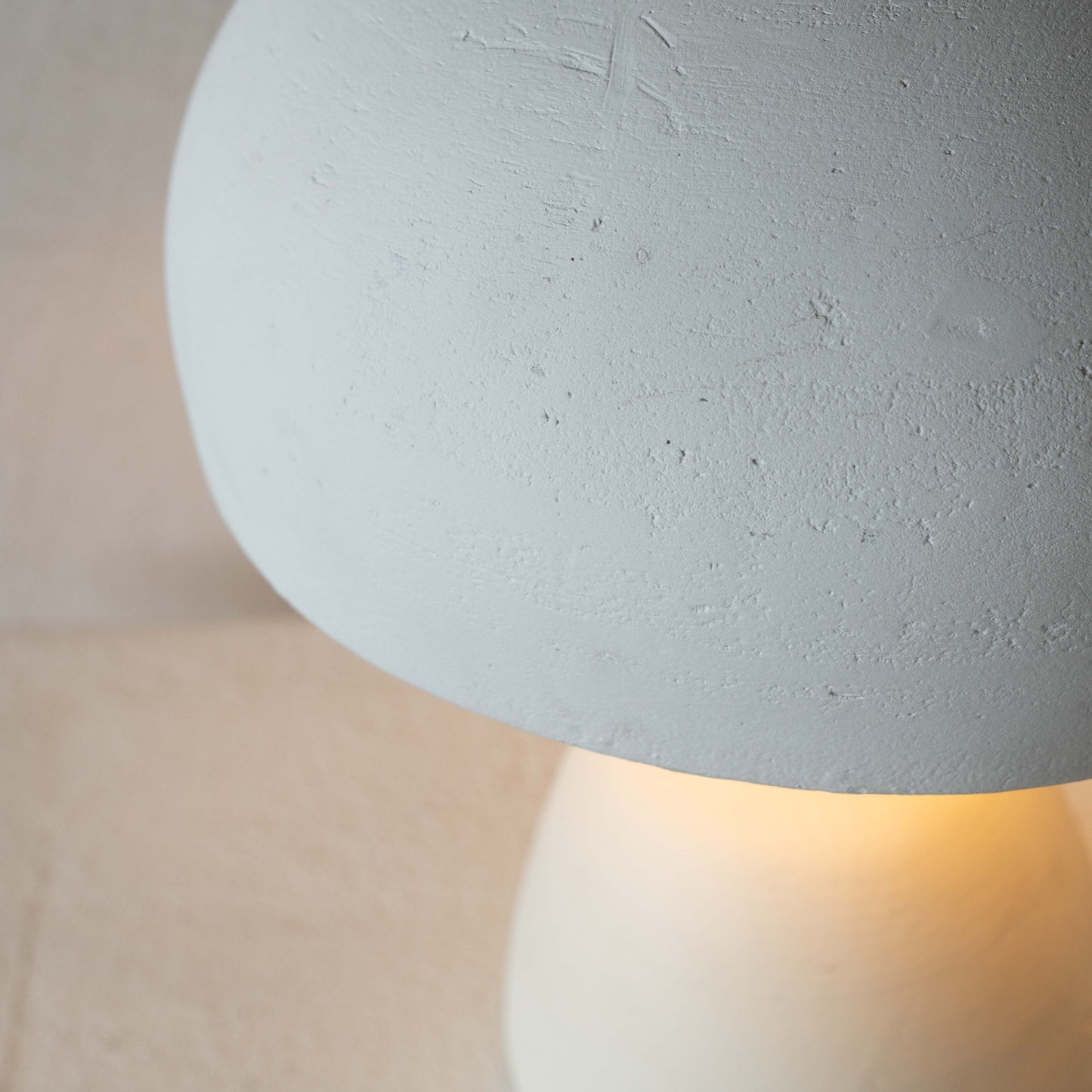 Manatar Lamp - White