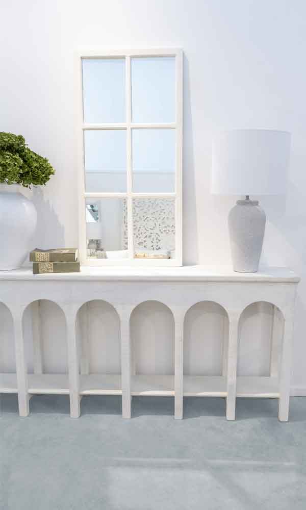 Daphne Micro Cement Table Lamp