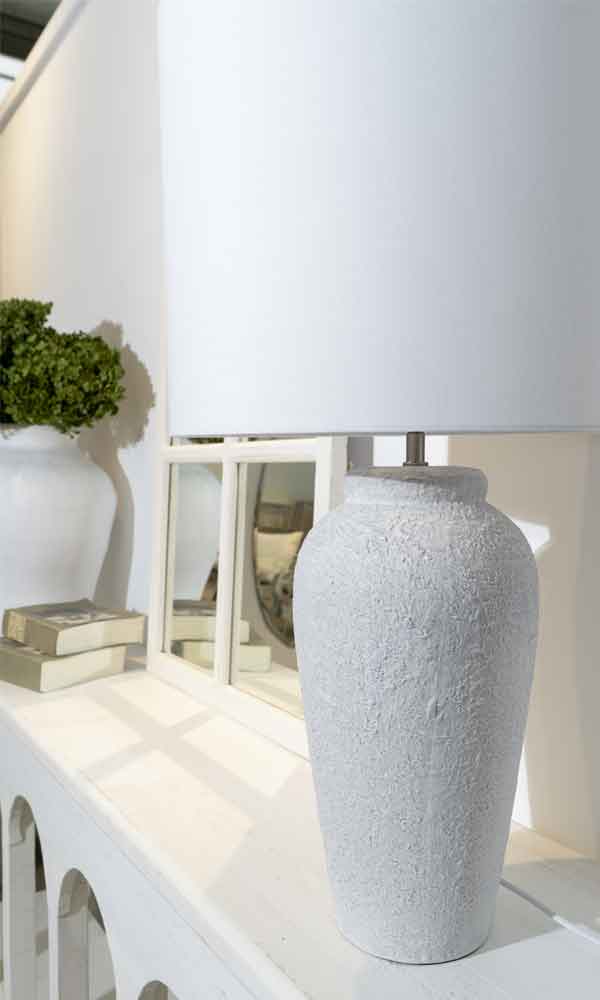 Daphne Micro Cement Table Lamp