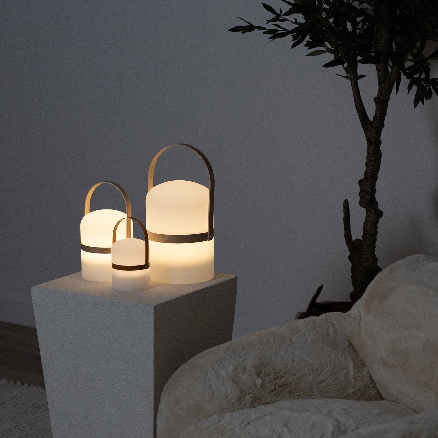 Apus Cordless Lifestyle Rechargeable Table Lamp